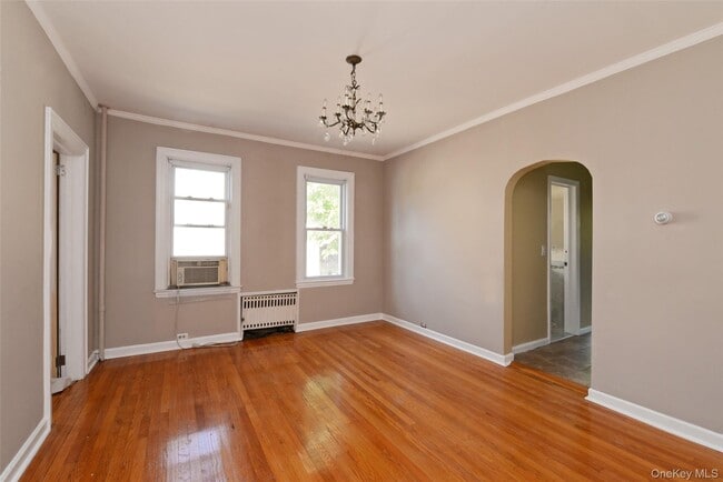 Building Photo - 189 Forest Ave