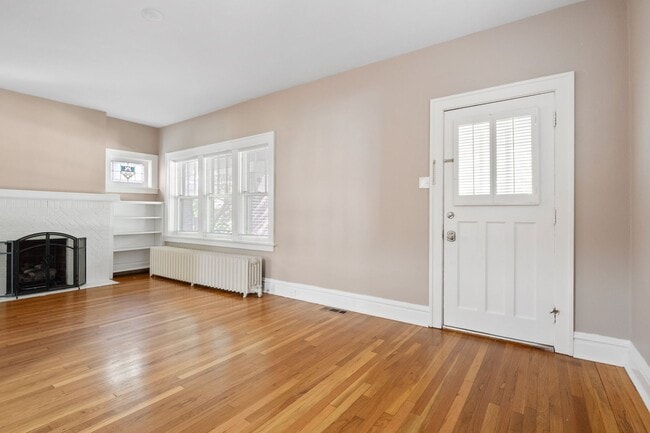 Building Photo - Home on the Range