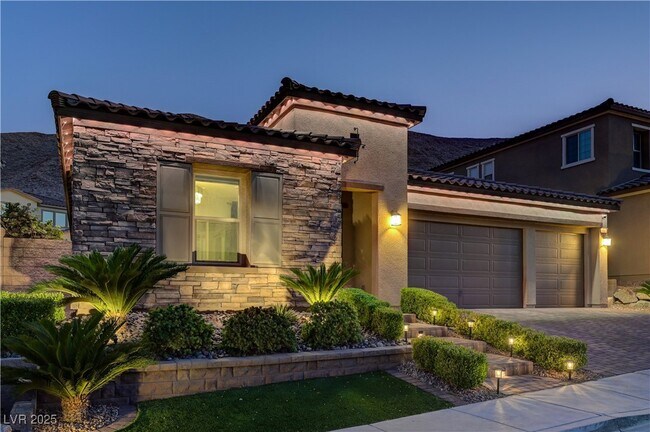 Building Photo - 3943 Reyes Ave