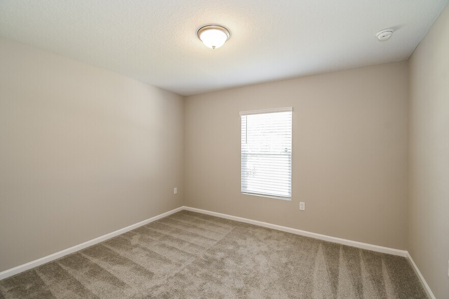 Building Photo - 9110 Open Fld Rd