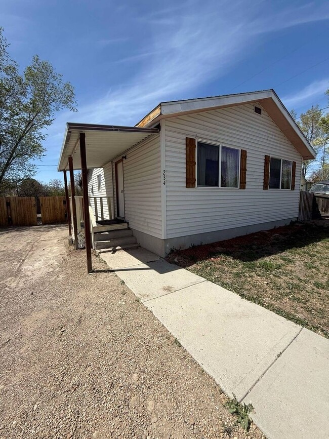 Primary Photo - 2 Bedroom Home