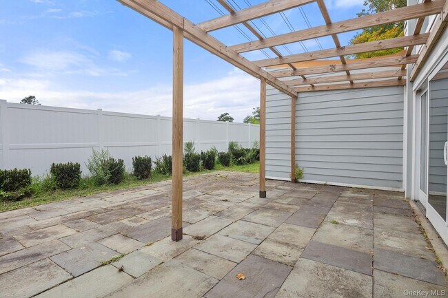 Building Photo - 36 Crosshill Rd