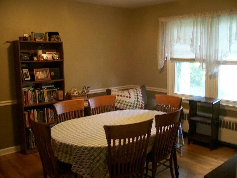 Building Photo - 19 Marie Pky