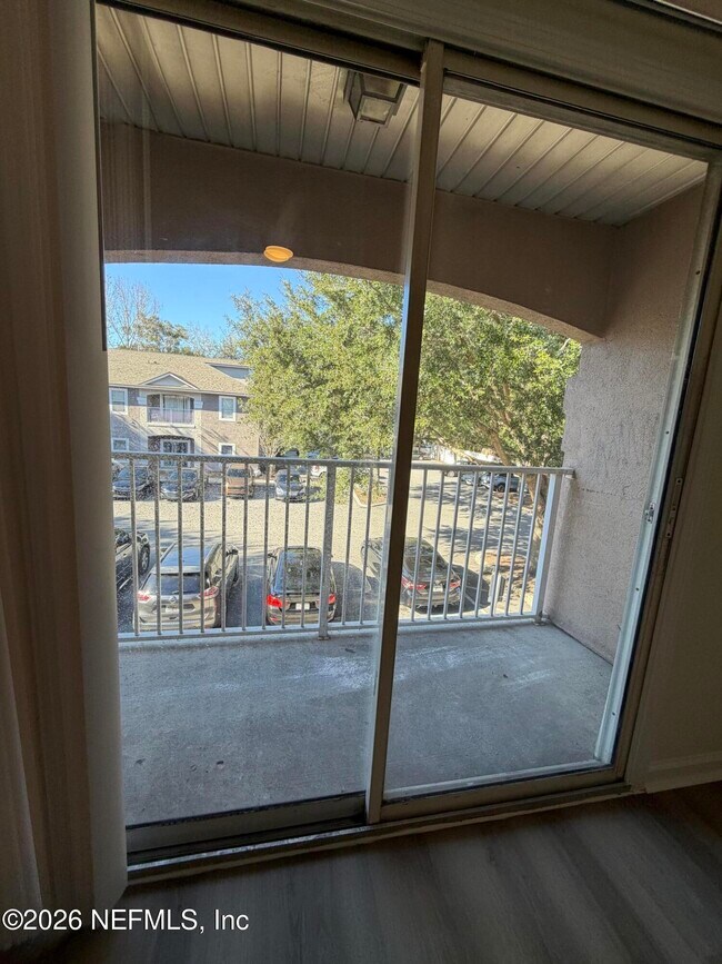 Building Photo - 1418 Manotak Point Dr