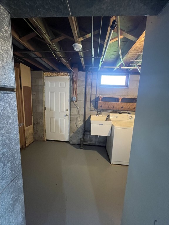 Building Photo - 2825 Ridge Rd