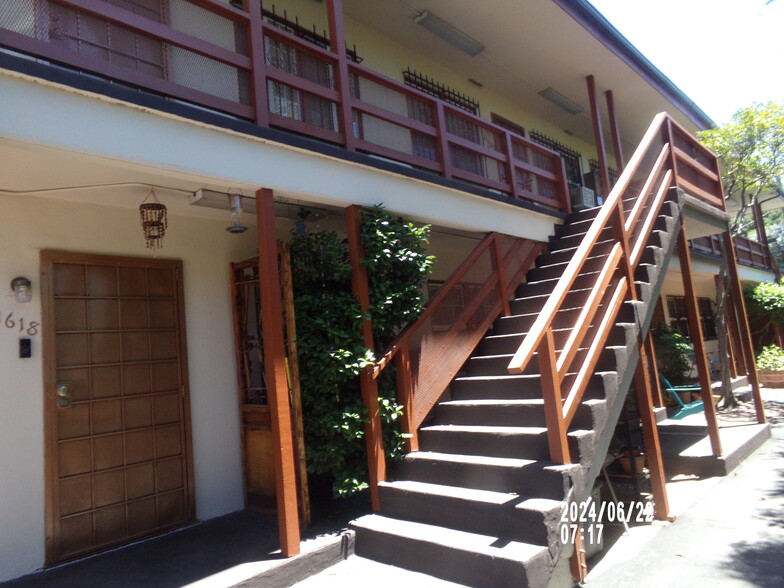 Primary Photo - 11618 Riverside Dr