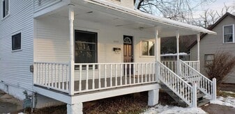 Building Photo - 1415 N 5th St