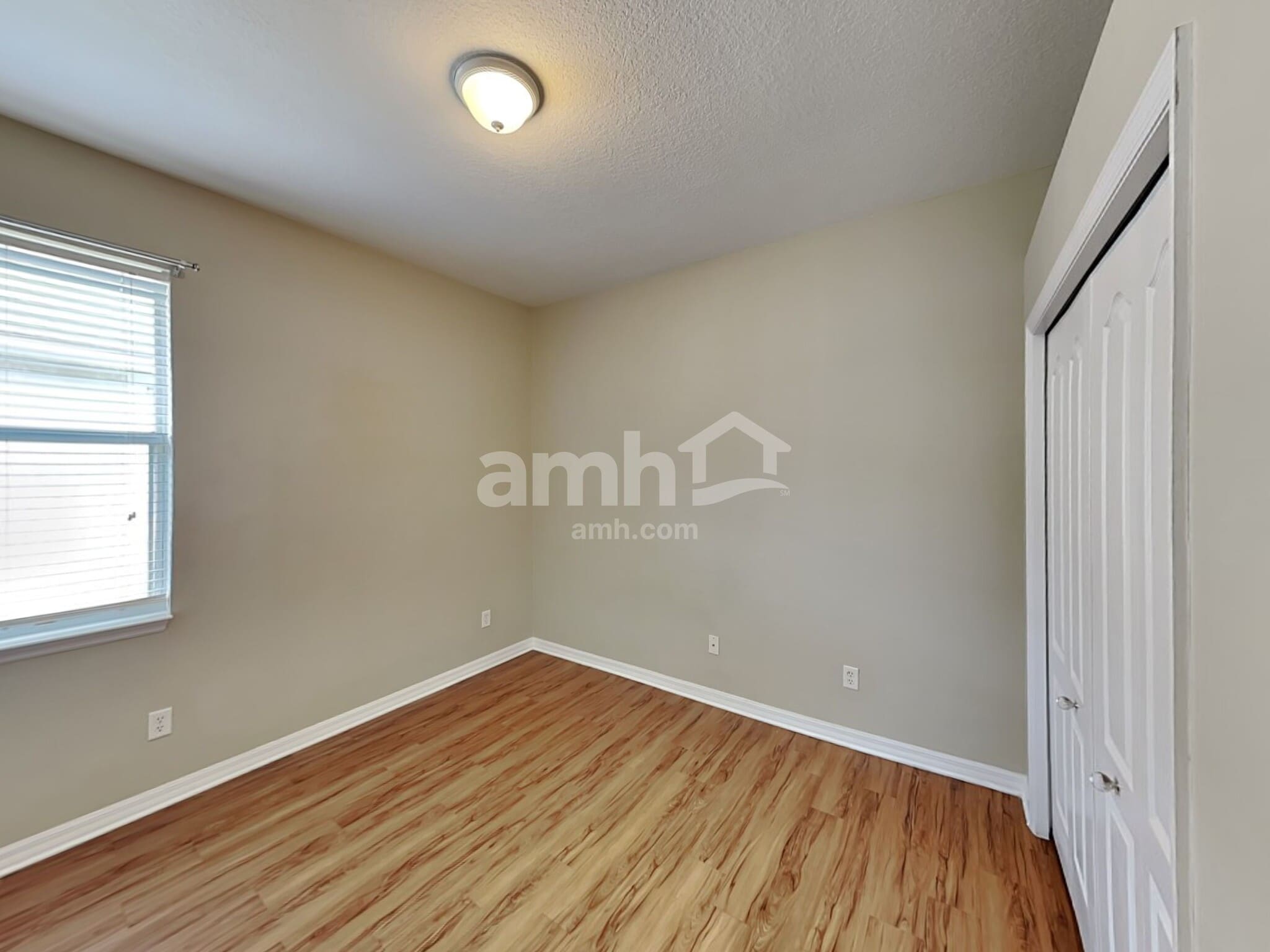 Building Photo - 2311 124th Dr E