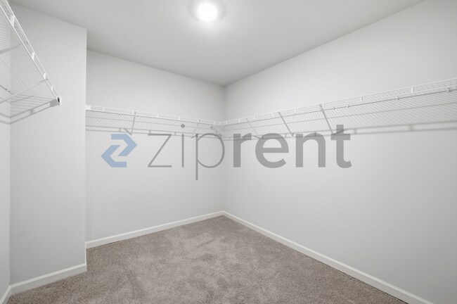 Building Photo - 2363 Blue Monarch Dr