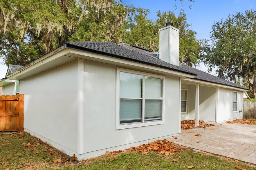 Building Photo - 2965 Golden Pond Blvd