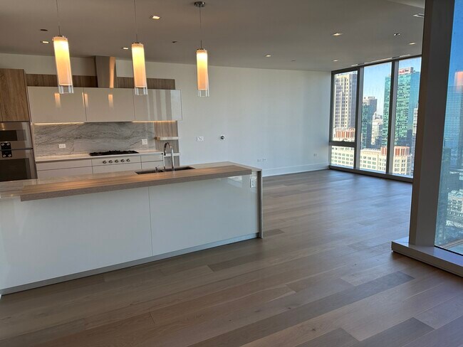 Building Photo - 363 E Wacker Dr