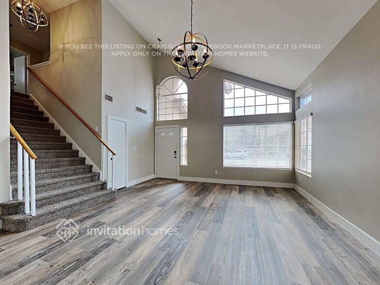 Building Photo - 5735 Indian Ridge Dr