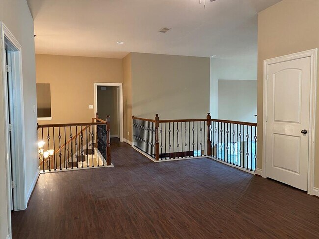 Building Photo - 25503 Lockspur Dr