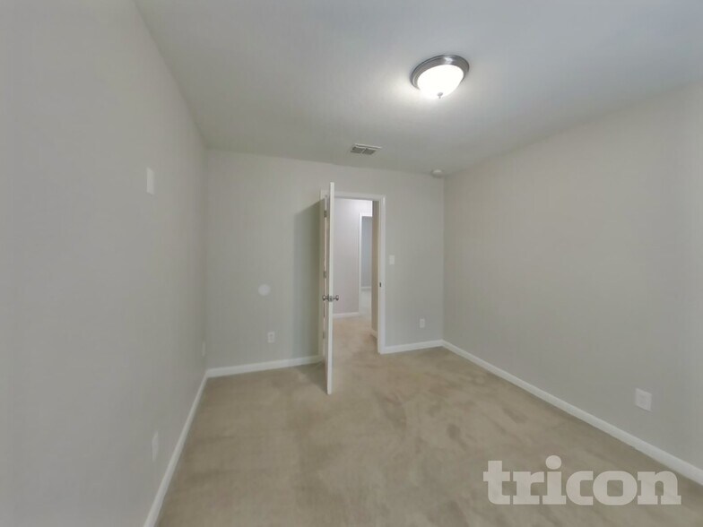 Building Photo - 5731 Butch Canyon