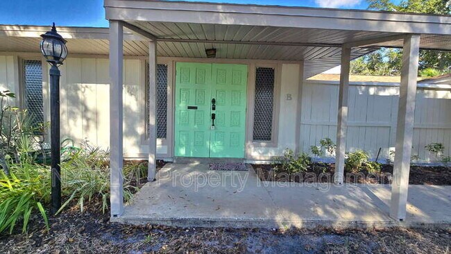 Building Photo - 4279 Island Cir