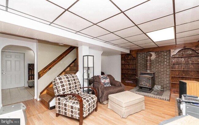 Building Photo - 609 Wingleaf Ct