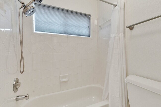 Building Photo - Charming Home in the Coveted River Place Community 5407 Merrywing Circle, Austin, TX 78730