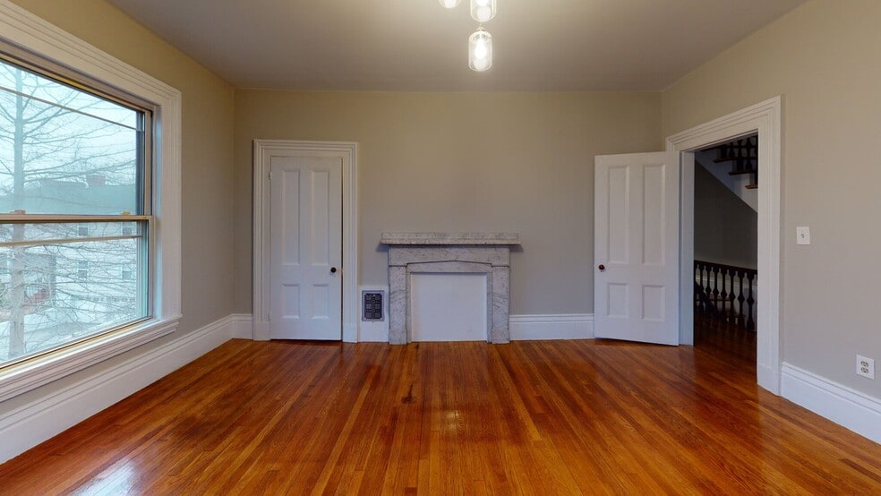 Primary Photo - 18 Malbert Rd