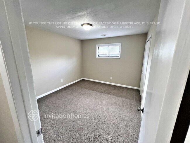 Building Photo - 5006 Stoney Point Cir