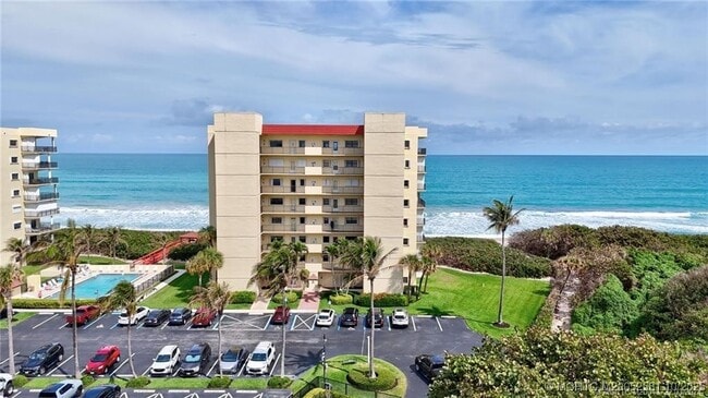 Building Photo - 7440 S Ocean Dr