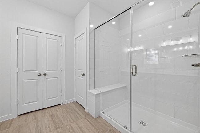 Building Photo - 31810 Autumn Spur Ln