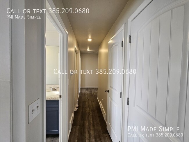 Building Photo - 260 S 400 E