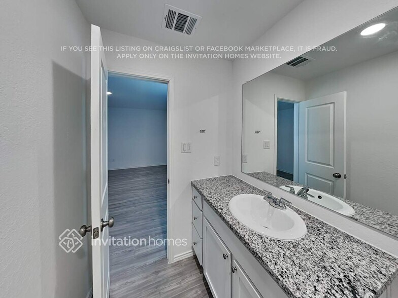 Building Photo - 4115 Southton Tarn