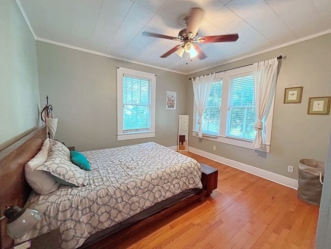 Building Photo - 3 Bedroom House in Capital Heights