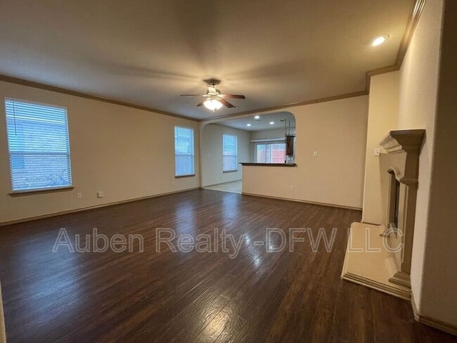Building Photo - 532 Baverton Ln