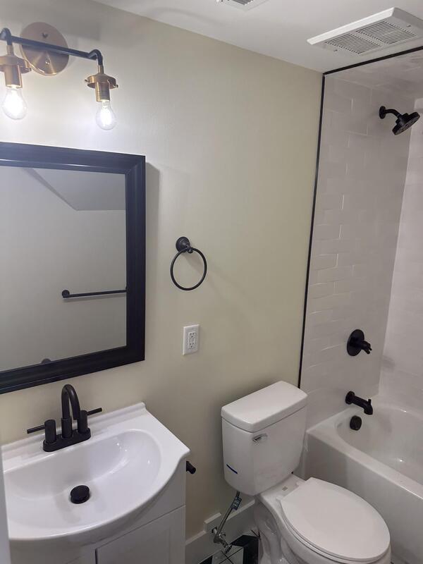 Building Photo - 46 N Jefferson St