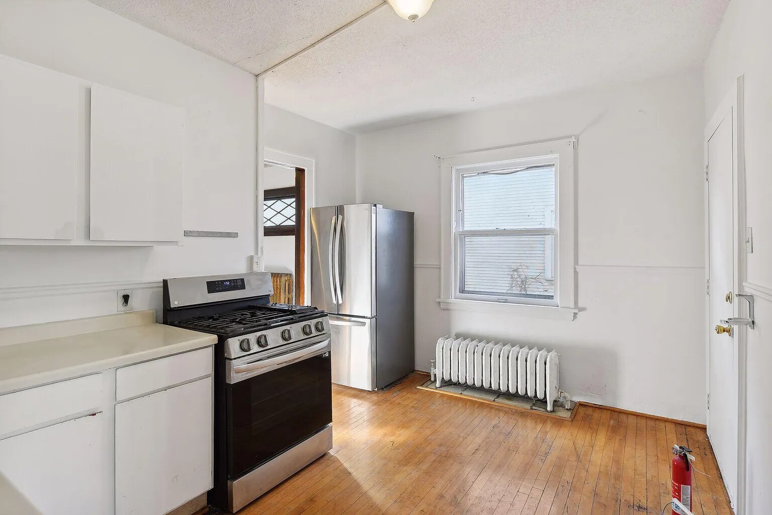 Building Photo - 104 W 27th St