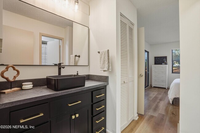 Building Photo - 8329 Derbyshire Pl