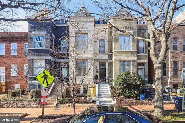 Building Photo - 1956 2nd St NW