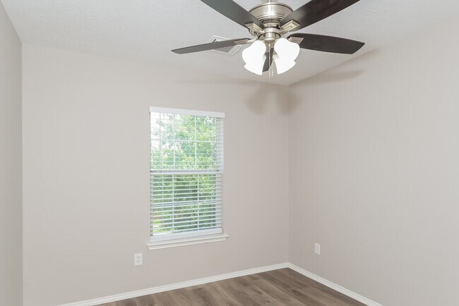 Building Photo - 7318 Cypress Pr Dr