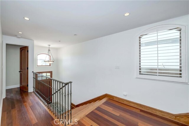 Building Photo - 2816 Manhattan Ave