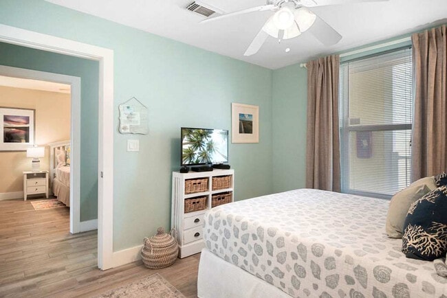 Building Photo - 16 Cut Off Rd