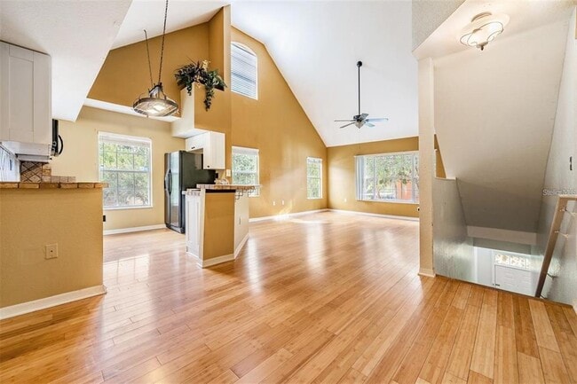 Building Photo - 9156 Lake Chase Island Way