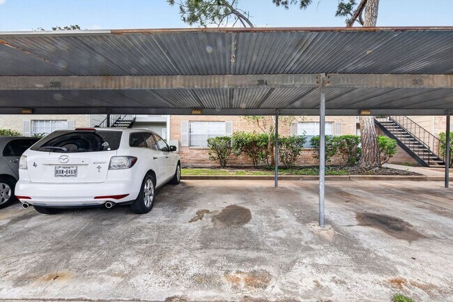 Building Photo - Charming 1BR Condo in Houston