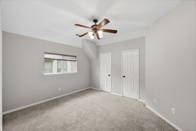 Building Photo - 7531 Fall Creek Bend Ct