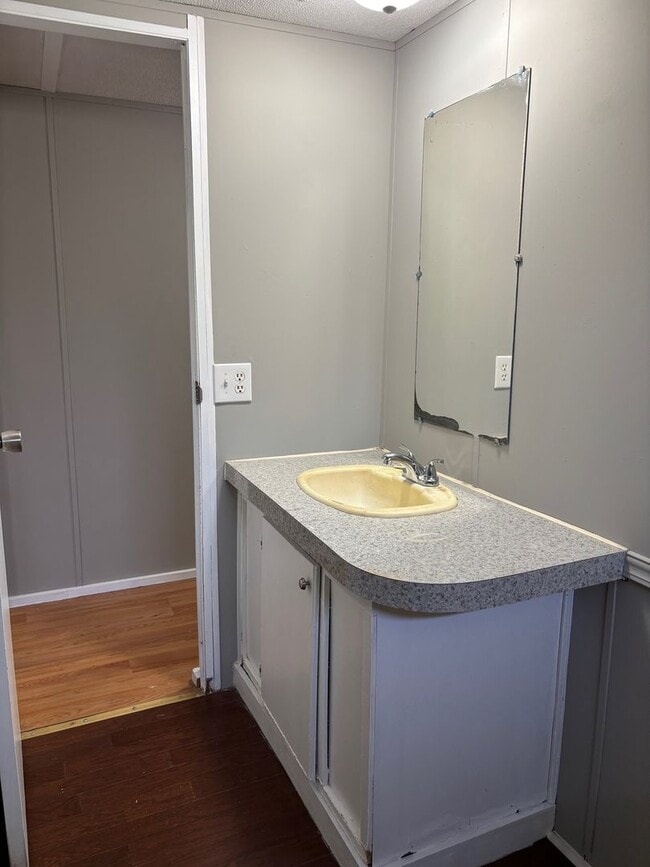 Building Photo - 2 BED, 2 BATH MOBILE HOME LOCATED IN CANDOR