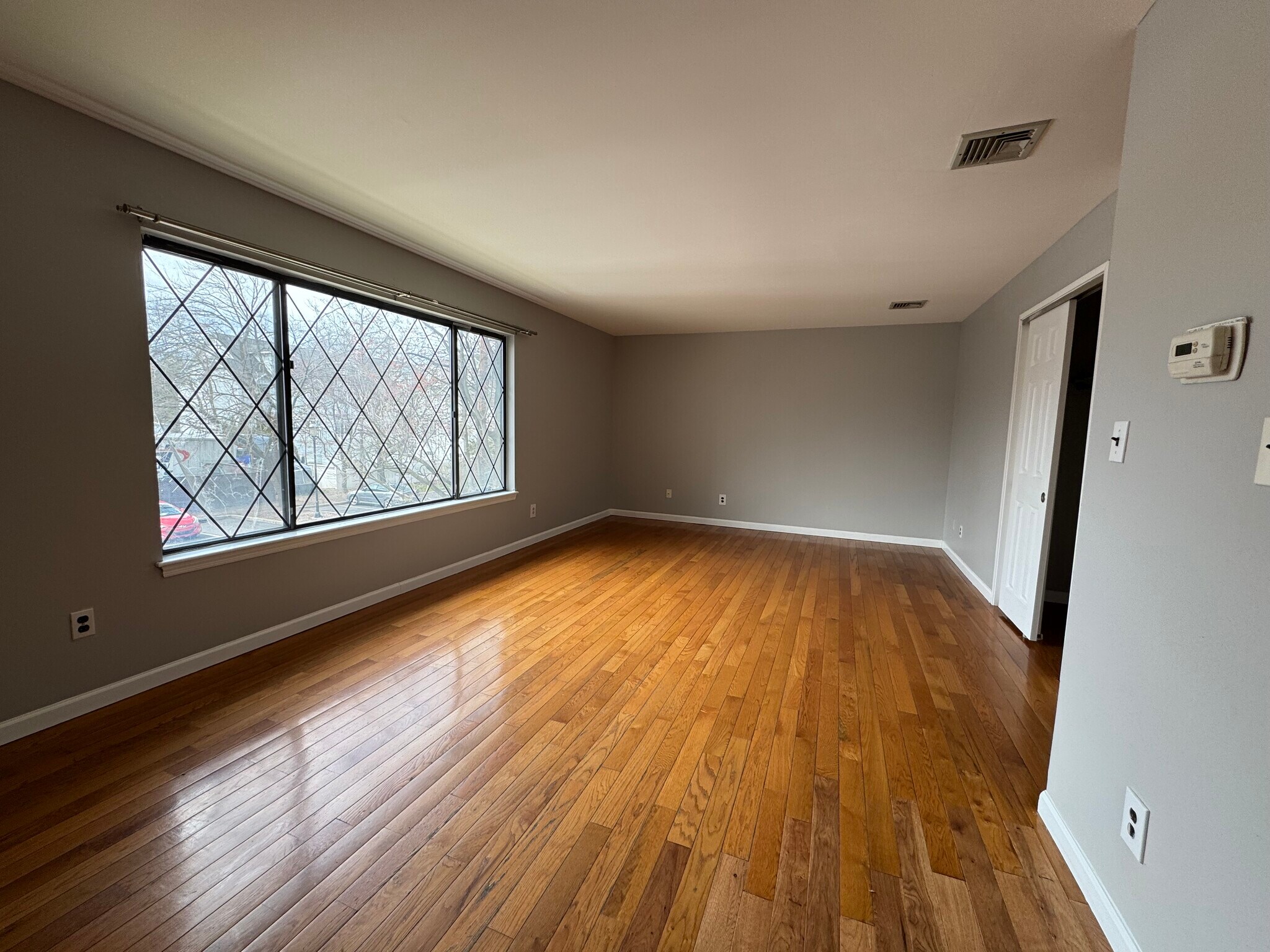 Living Room - 192 Burnett Ave