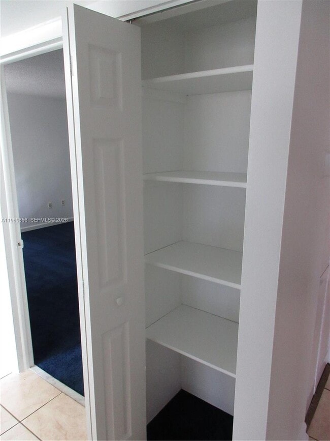 Building Photo - 10835 SW 112th Ave