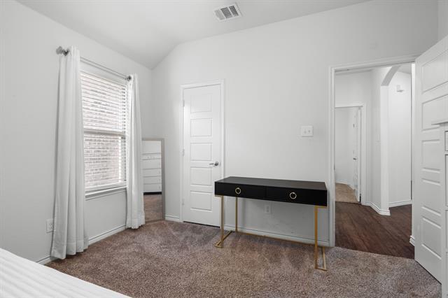 Building Photo - 3613 Sabine Dr