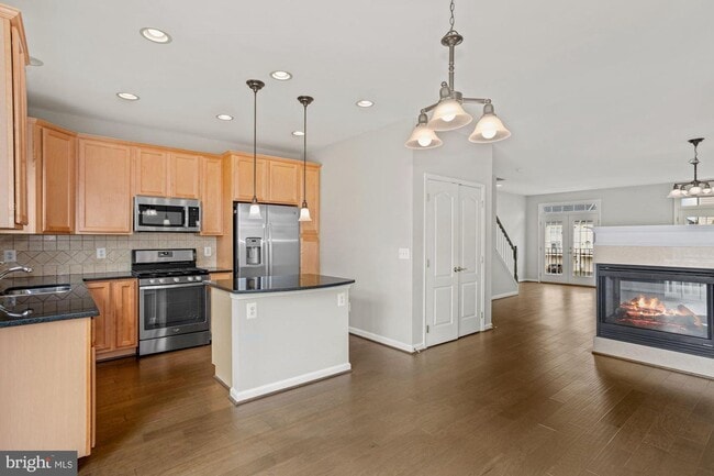 Building Photo - 22987 Eversole Terrace