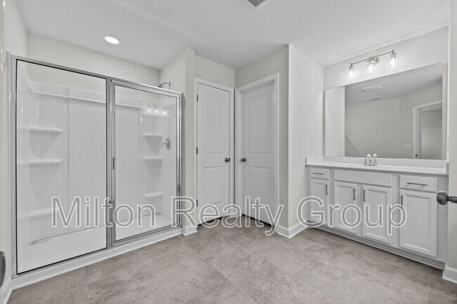 Building Photo - 63 Village Edge Dr