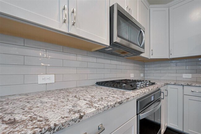 Building Photo - 3414 Signor Dr