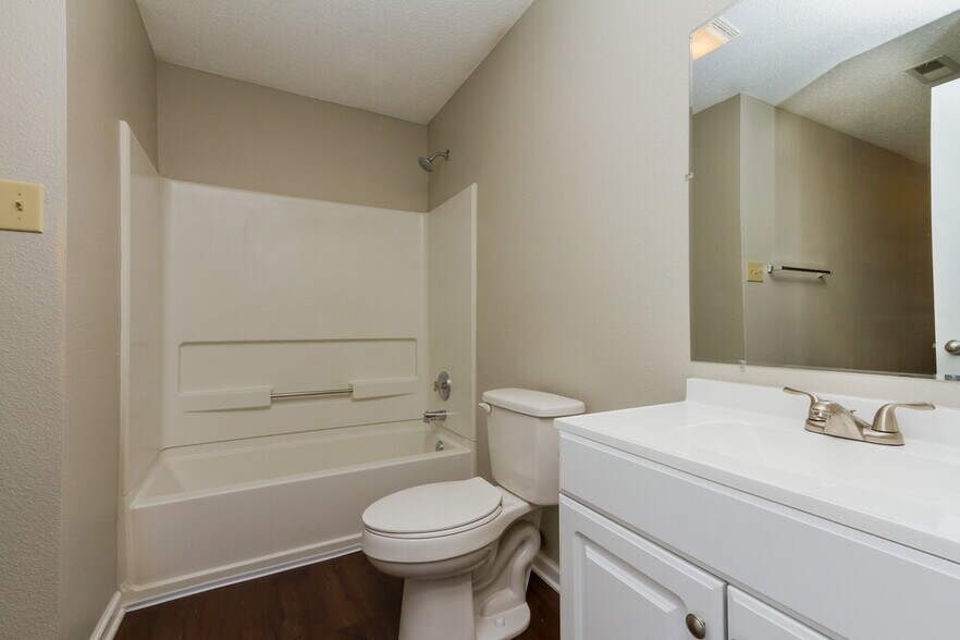 Building Photo - 2274 Summerwood Ln