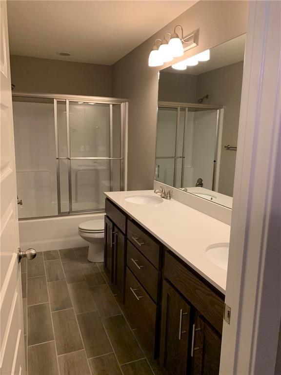 Building Photo - 702 W Weymouth