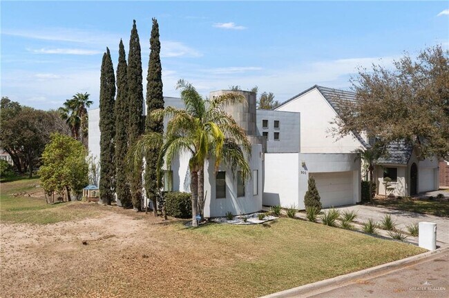 Building Photo - 24 Colorado Ct