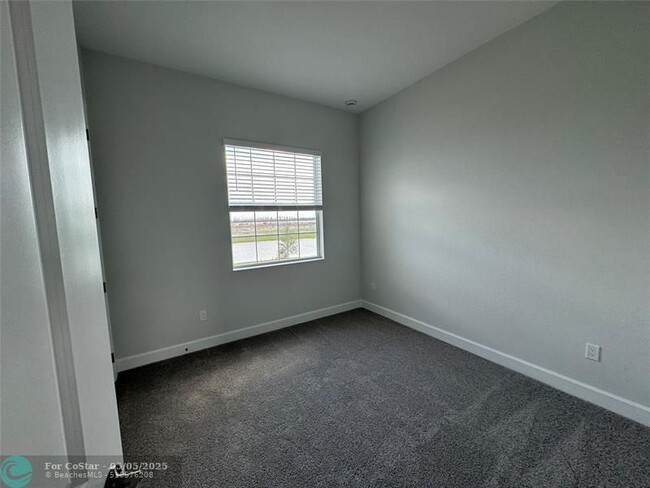 Building Photo - 13596 Spruce Pne Dr